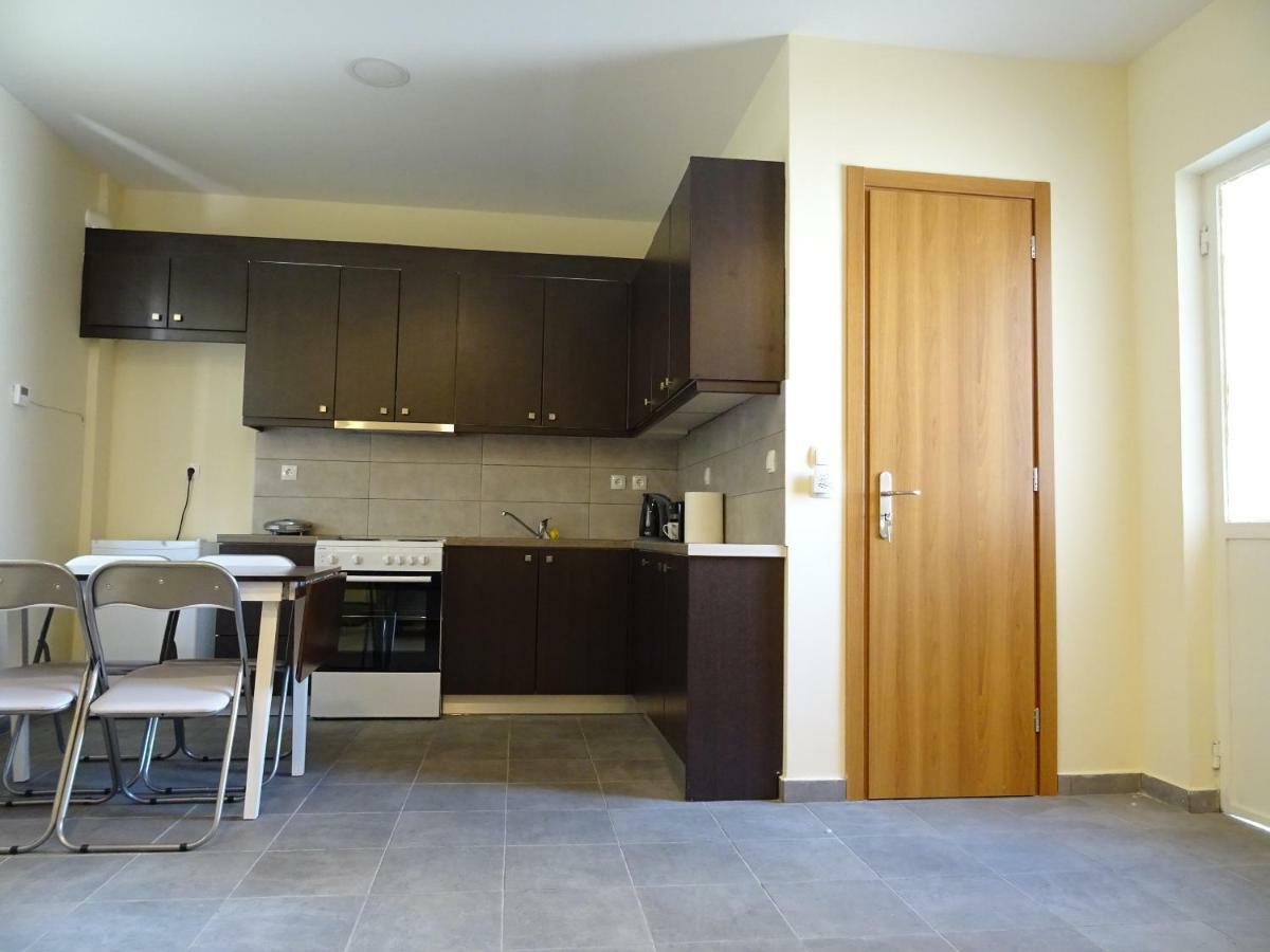 Down Town Comfort Apartment Atenas Exterior foto